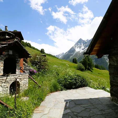 Mayen Motau - Retour A L Essentiel Chalet *